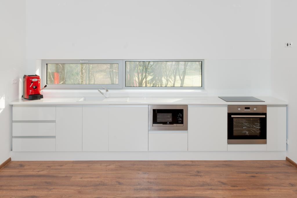 Villa Ladoven Luxusny Apartman 124M2 مارتون المظهر الخارجي الصورة